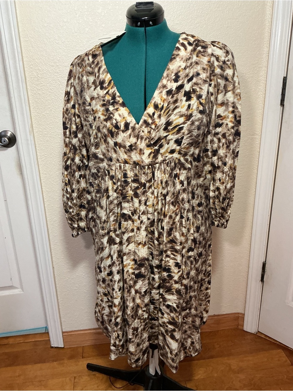 Abstract Brown and Cream V-Neck Midi Dress